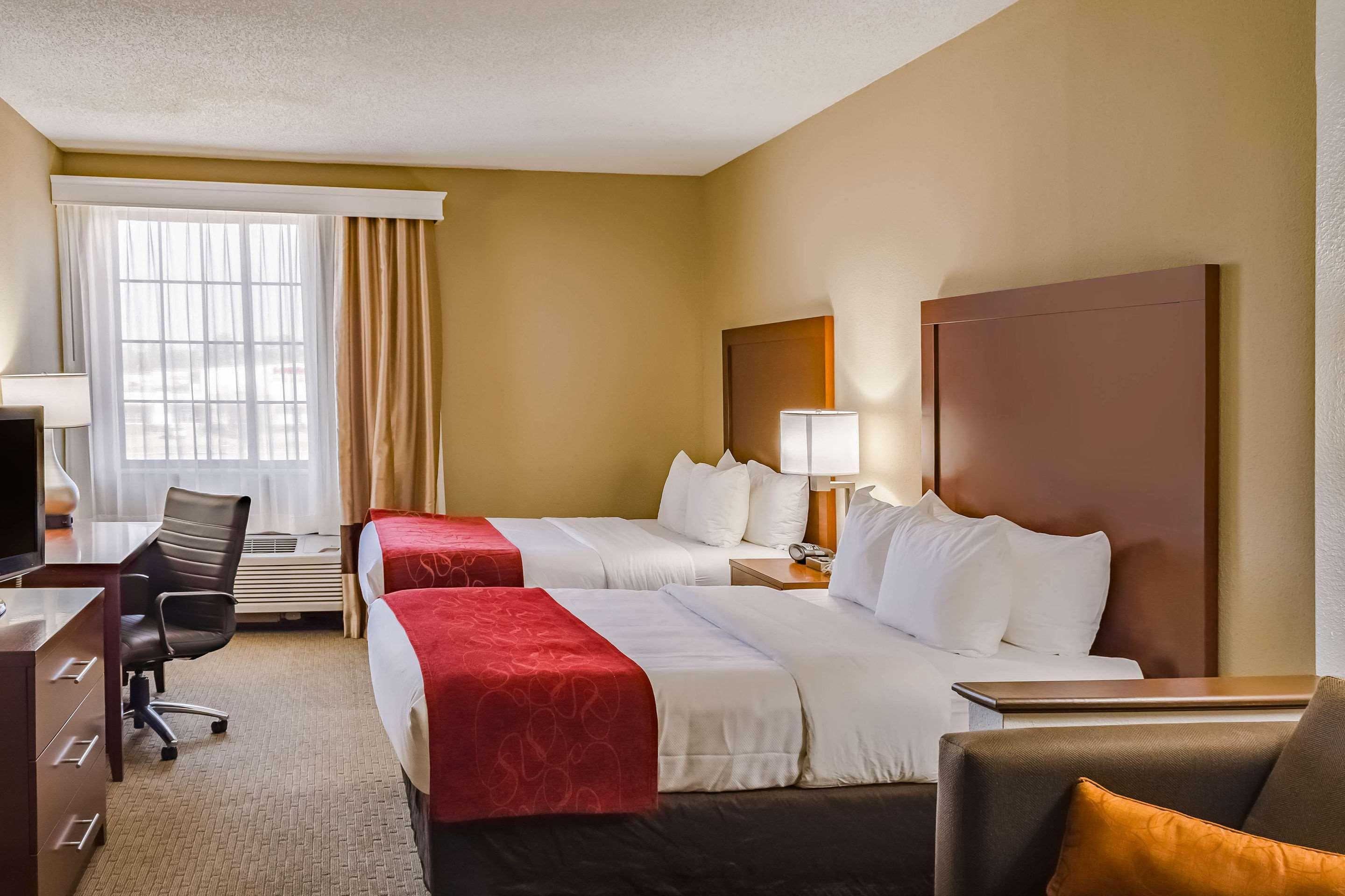 Comfort Suites Hattiesburg Exterior photo